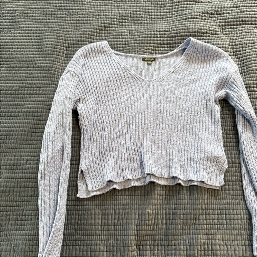 Women's Ribbed Knit V-Neck Sweater - Light blue